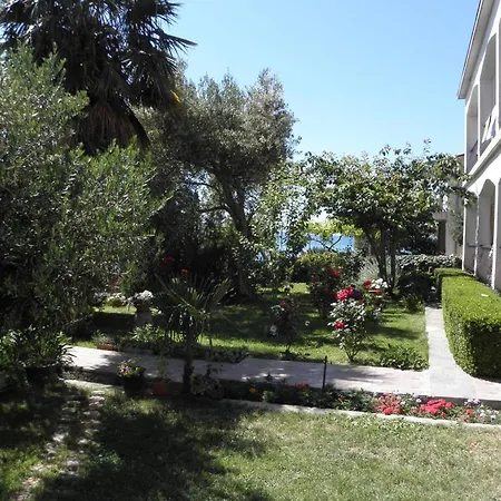 Beachfront Punta 152-4